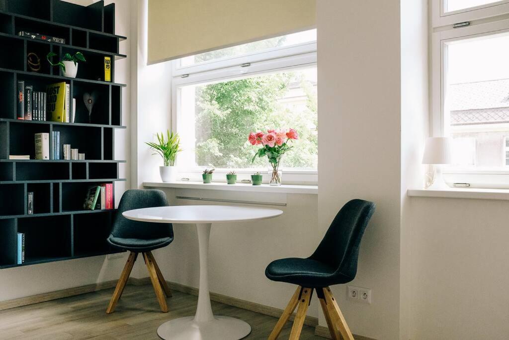 New Studio In Quiet Part Of The City Center Bratislava Bagian luar foto